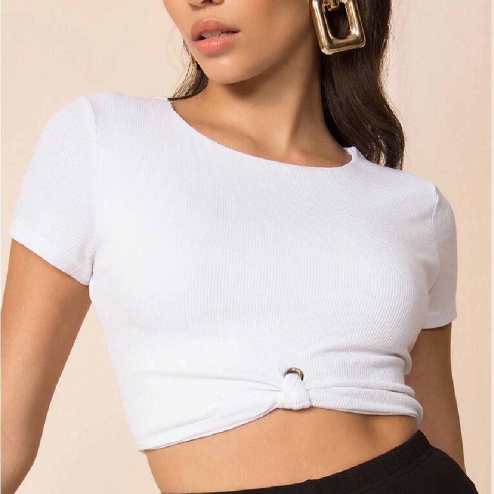 Superdown Laia Cropped White Tee